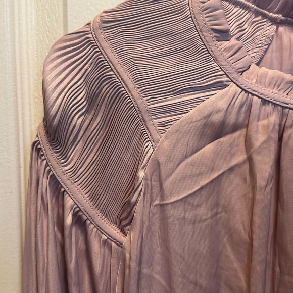 NWT Dusty Pink Top - Picture 3 of 7